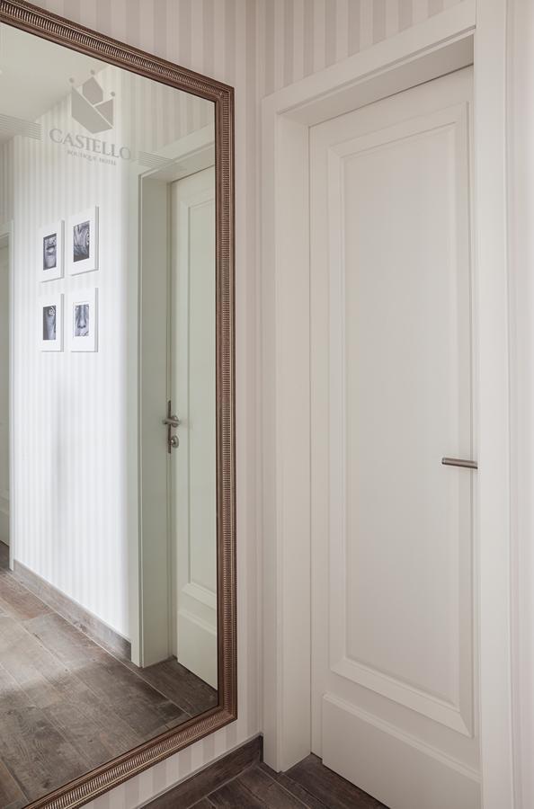 Castello Boutique Hotel Čačak エクステリア 写真
