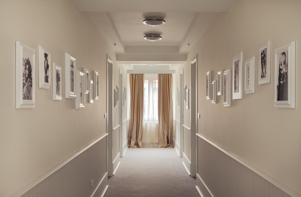 Castello Boutique Hotel Čačak エクステリア 写真