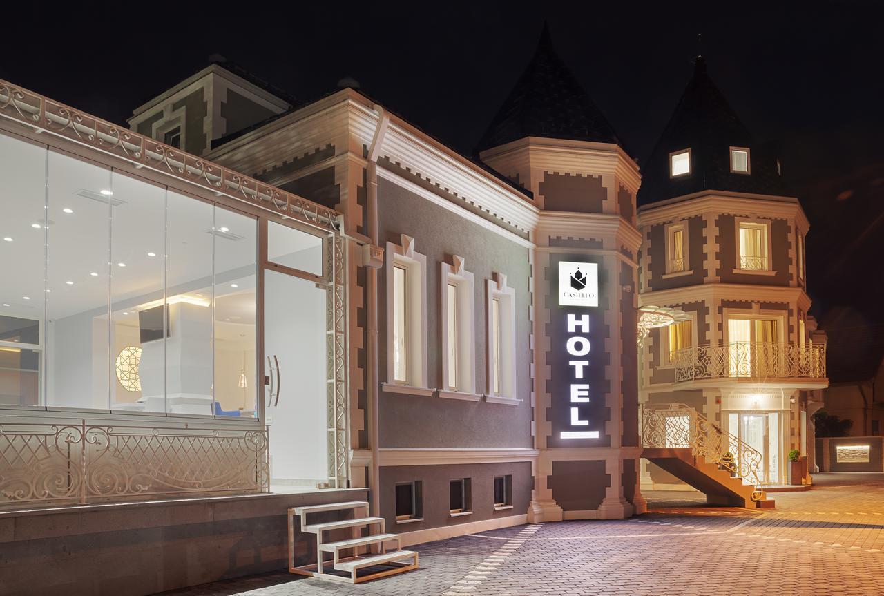 Castello Boutique Hotel Čačak エクステリア 写真