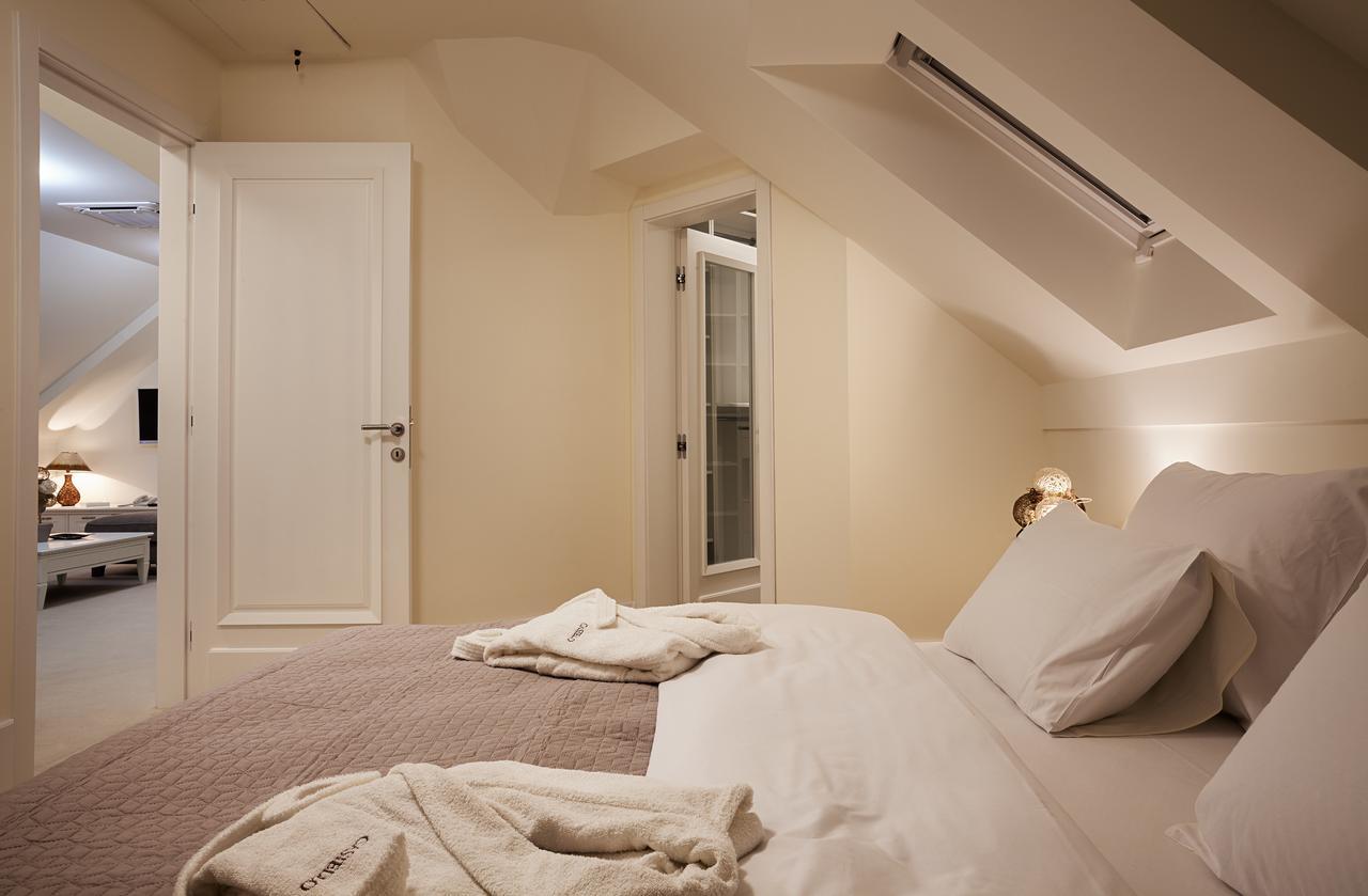 Castello Boutique Hotel Čačak エクステリア 写真